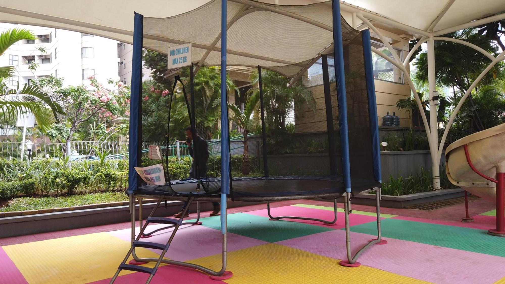 Pangsapuri Comfy And Elegant 2br At Sudirman Tower By Travelio